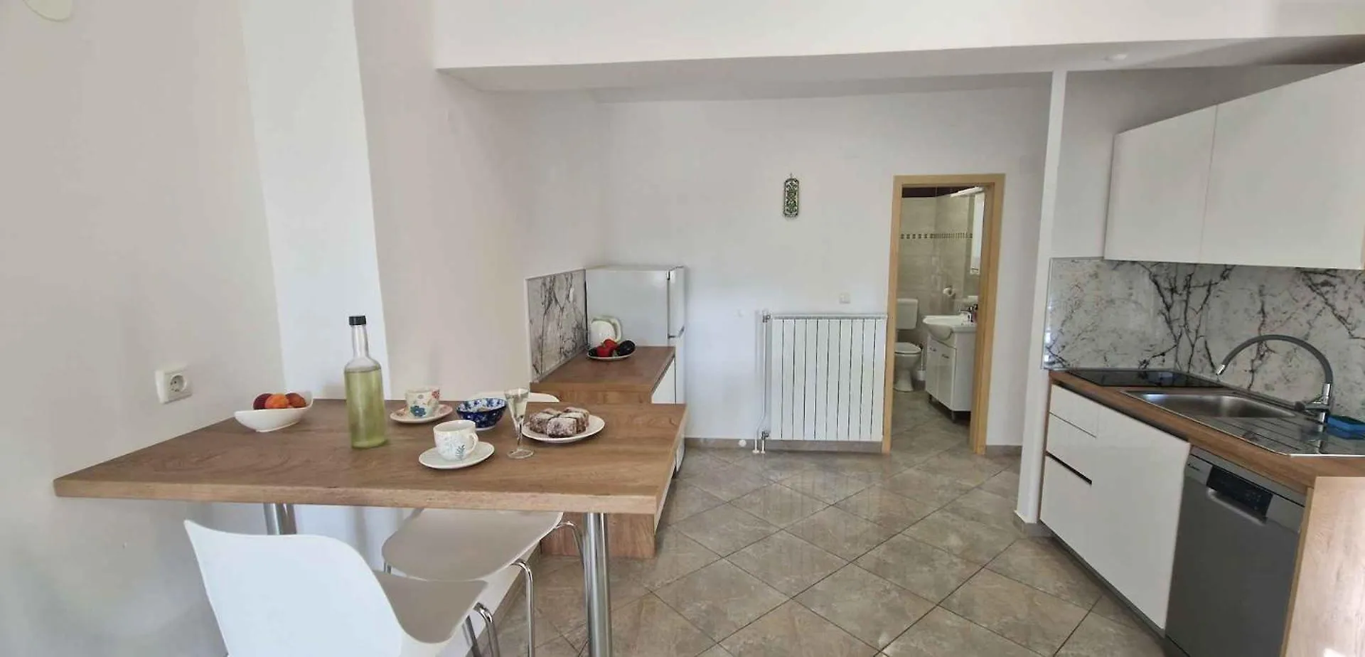 Apartment Vrbnik 1 0*,  Croatia